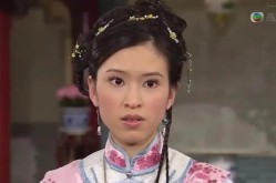 鸡爪怎么做好吃的家常做法42岁女星摆摊卖鸡爪！曾被称为“TVB御用丫鬟”本人回应