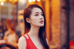 李沁第一次给杨洋了吗,心动瞬间